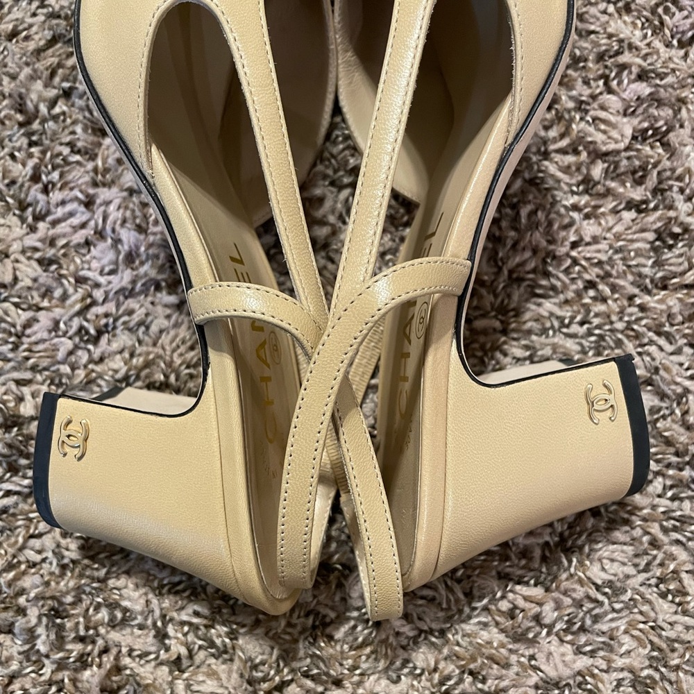 CHANEL classic slingback 100% authentic! EUC - Picture 5 of 15